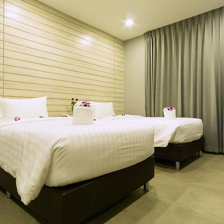 C Cha-Am Hotel エクステリア 写真