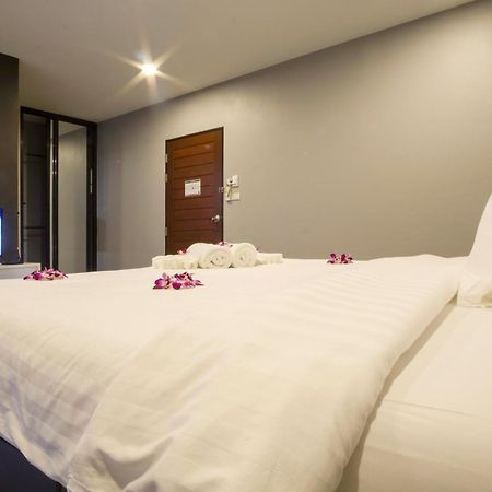 C Cha-Am Hotel エクステリア 写真