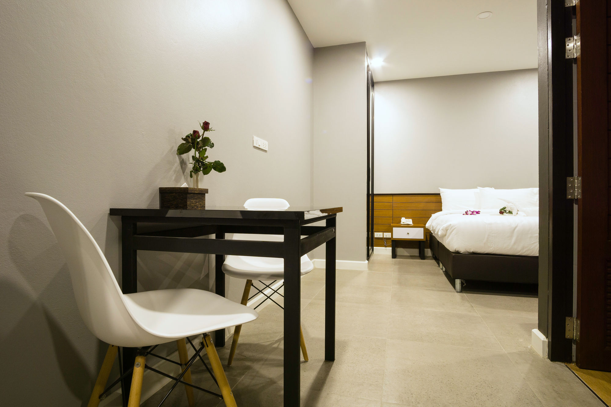 C Cha-Am Hotel エクステリア 写真